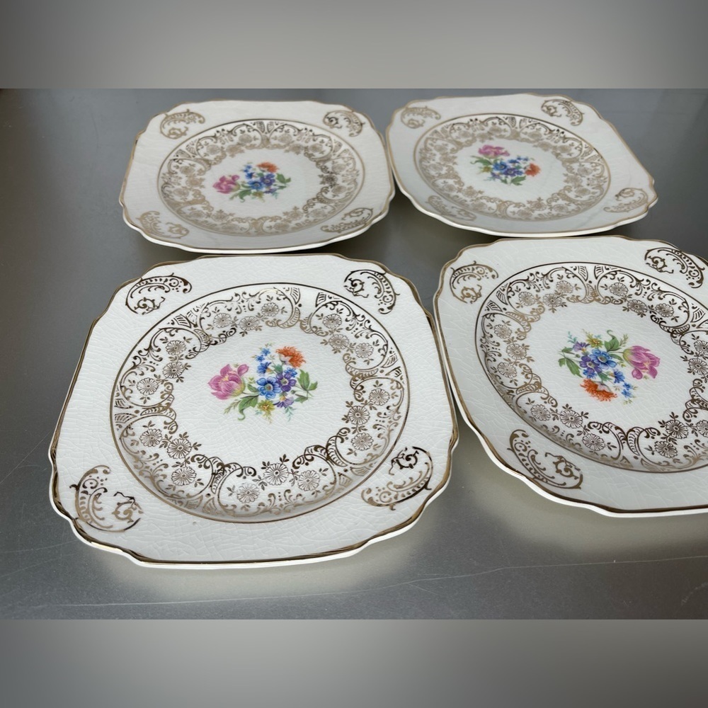 Vintage Set of 4 Harker Pottery Co. 22kt. Gold Flower Plate